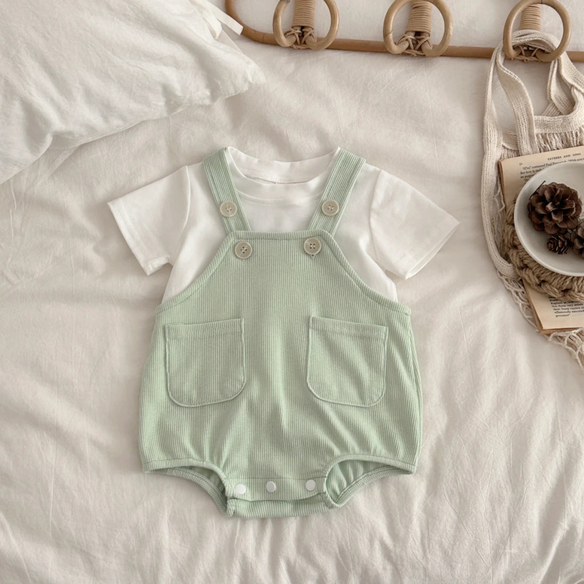 New Baby Clothes  Summer Newborn Boys Girls Rompers Short-Sleeved Harness Infant Clothes Suitable for babies aged 0-18 months