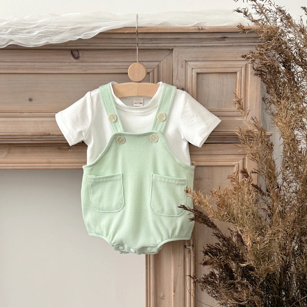 New Baby Clothes  Summer Newborn Boys Girls Rompers Short-Sleeved Harness Infant Clothes Suitable for babies aged 0-18 months